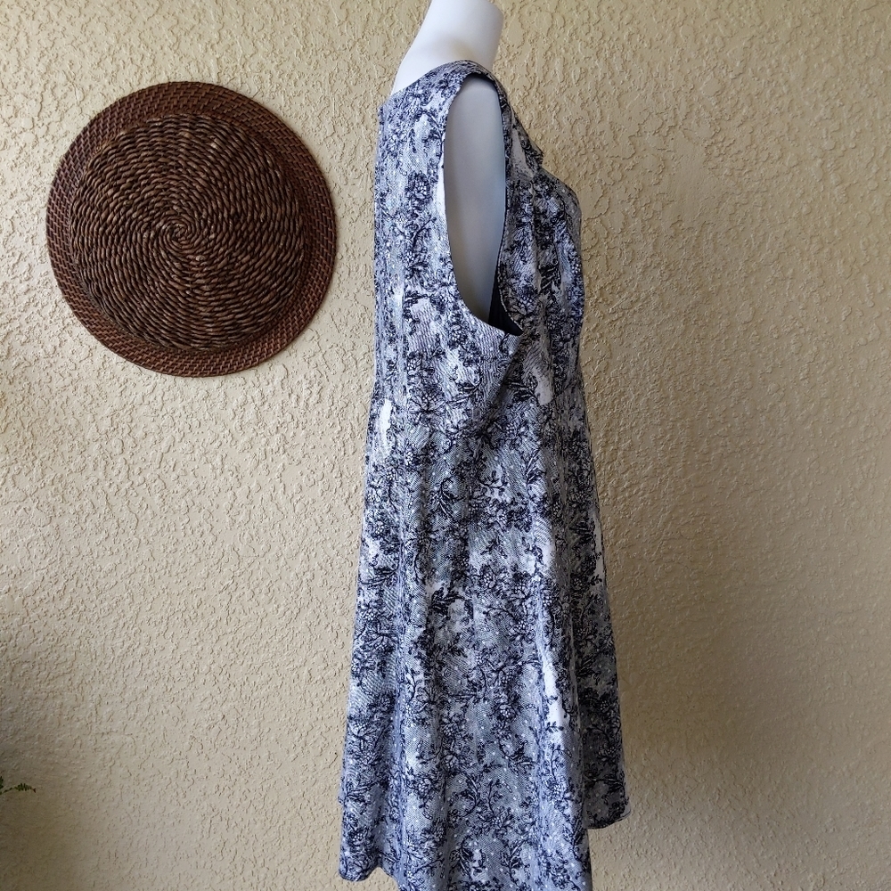 Torrid LACE PRINT SWING DRESS - Picture 3 of 5